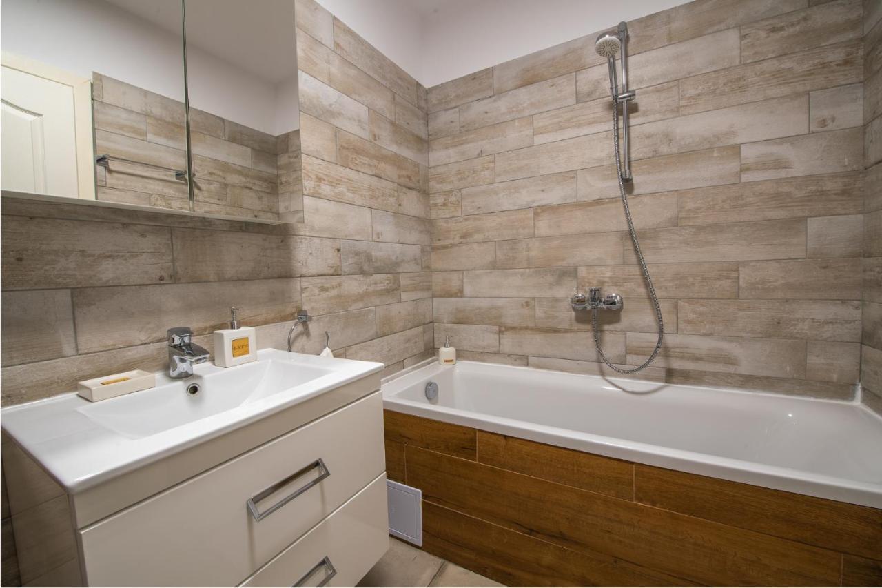 City Vibe Studio Brasov Ngoại thất bức ảnh